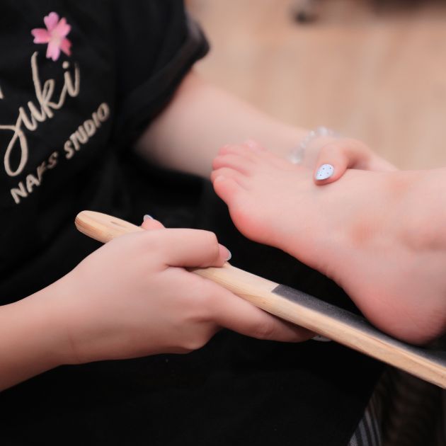 Suki Nails Studio - Trọn Gói Chăm Sóc Móng/Đôi Bàn Chân