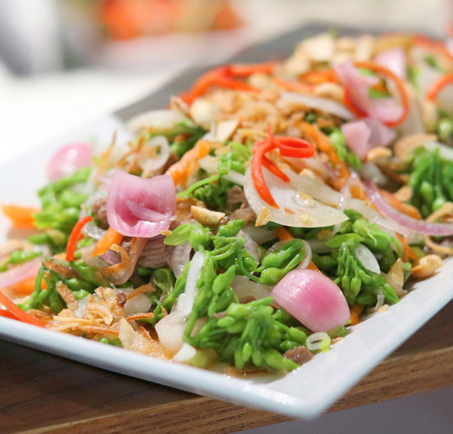 Novotel Living - Phú Mỹ Hưng - Buffet Cao Cấp Trưa Chủ Nhật. Voucher 442,260 VNĐ, Còn 354,000 VNĐ, Giảm 20%. Chỉ Có Tại Hotdeal.vn!