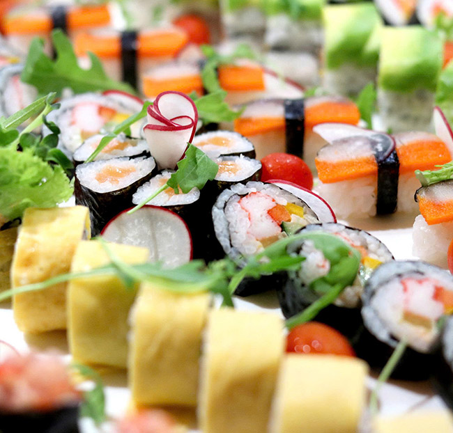 Novotel Living - Phú Mỹ Hưng - Buffet Cao Cấp Trưa Chủ Nhật. Voucher 442,260 VNĐ, Còn 354,000 VNĐ, Giảm 20%. Chỉ Có Tại Hotdeal.vn!