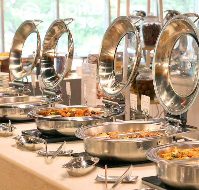 Novotel Living - Phú Mỹ Hưng - Buffet Cao Cấp Trưa Chủ Nhật. Voucher 442,260 VNĐ, Còn 354,000 VNĐ, Giảm 20%. Chỉ Có Tại Hotdeal.vn!