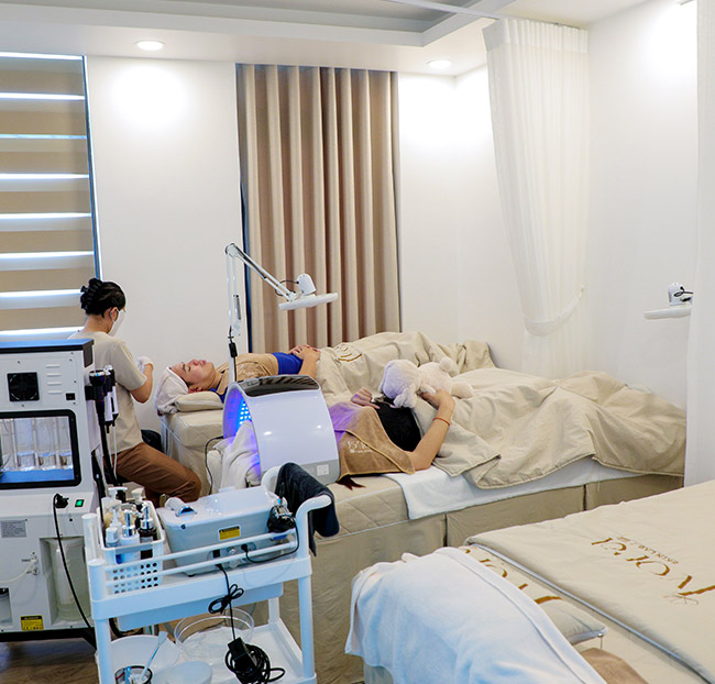 Ivora Skinlab - Cryo Công Nghệ Hàn Quốc - Sạch Da, Trắng Mịn, Căng Bóng Da. Voucher 599,000 VNĐ, Còn 99,000 VNĐ, Giảm 83%. Chỉ Có Tại Hotdeal.vn!