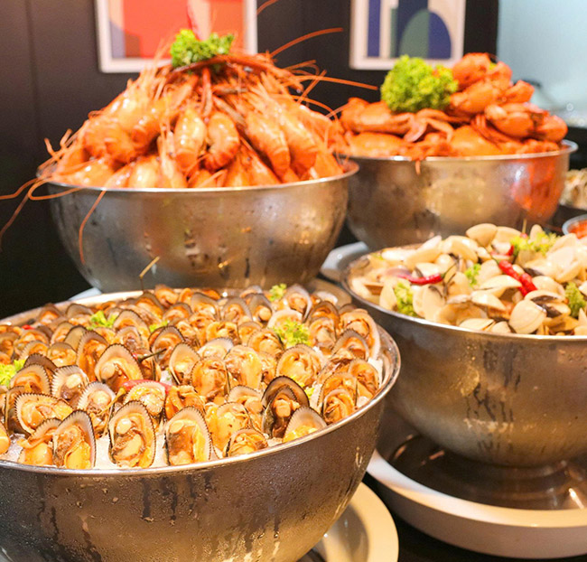 Novotel - Phú Mỹ Hưng - Buffet Hải Sản Cua, Ghẹ Tặng Tôm Hùm. Voucher 690,000 VNĐ, Còn 552,000 VNĐ, Giảm 20%. Chỉ Có Tại Hotdeal.vn!