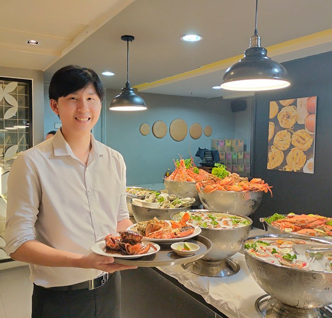 Novotel - Phú Mỹ Hưng - Buffet Hải Sản Cua, Ghẹ Tặng Tôm Hùm. Voucher 690,000 VNĐ, Còn 552,000 VNĐ, Giảm 20%. Chỉ Có Tại Hotdeal.vn!