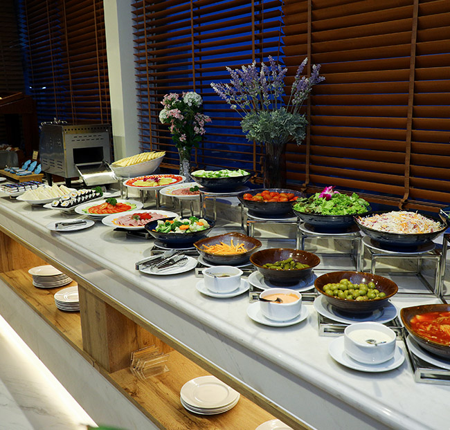 Northern Charm Hotel - Buffet Sáng Á Âu Thượng Hạng. Voucher 330,000 VNĐ, Còn 270,000 VNĐ, Giảm 18%. Chỉ Có Tại Hotdeal.vn!