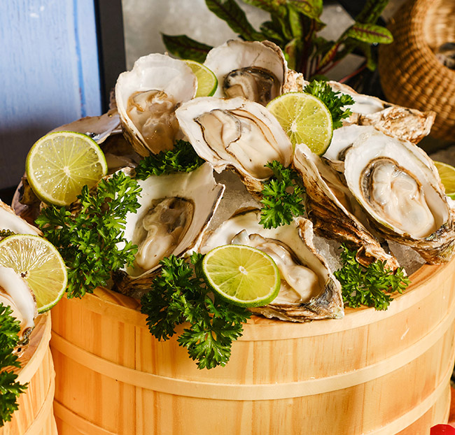 Pullman Saigon - Buffet Tối Hải Sản Cao Cấp, Tôm Hùm Không Giới Hạn + Free Flow Soft Drink - T6, T7, CN. Voucher 1,502,000 VNĐ, Còn 1,050,000 VNĐ, Giảm 30%. Chỉ Có Tại Hotdeal.vn!