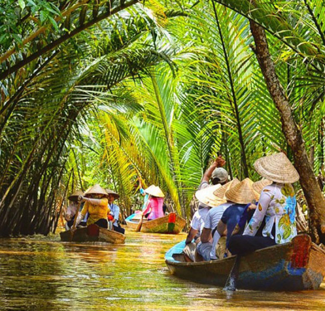 Tour Địa Đạo Củ Chi - Miền Tây - Mỹ Tho 1 Ngày. Voucher 1,380,000 VNĐ, Còn 990,000 VNĐ, Giảm 28%. Chỉ Có Tại Hotdeal.vn!