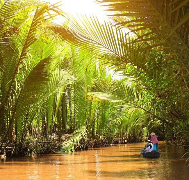 Tour Lục Tỉnh Miền Tây 4N3Đ - Mỹ Tho - Bến Tre - Châu Đốc - Cần Thơ - Bạc Liêu - Sóc Trăng. Voucher 5,900,000 VNĐ, Còn 4,400,000 VNĐ, Giảm 25%. Chỉ Có Tại Hotdeal.vn!