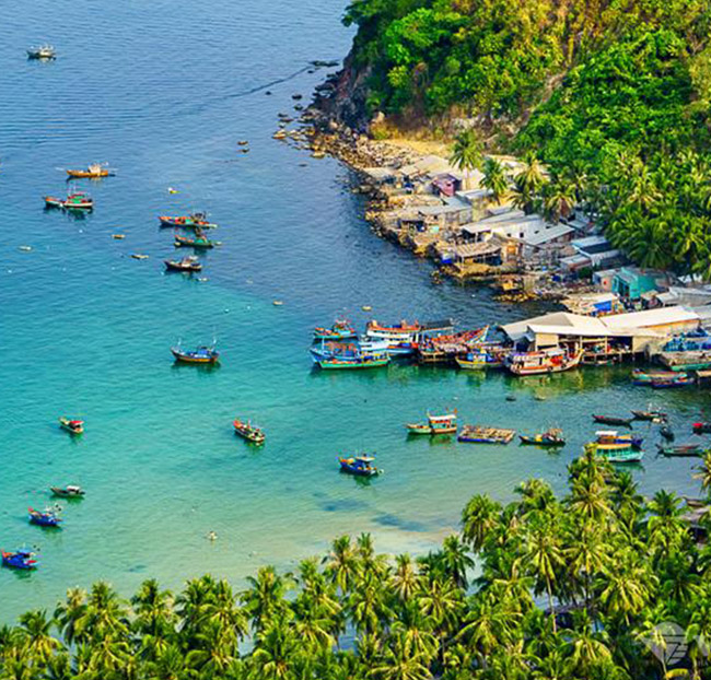 Tour Đảo Hòn Sơn 2N2Đ - Lặn Ngắm San Hô - Tiệc BBQ Hải Sản - Khứ Hồi Xe Giường Nằm - BD008. Voucher 2,950,000 VNĐ, Còn 1,950,000 VNĐ, Giảm 34%. Chỉ Có Tại Hotdeal.vn!