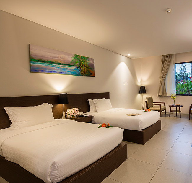 Terracotta Resort Đà Lạt 4* - 2N1Đ Phòng Standard Twin - Ăn Sáng - 2 Khách. Voucher 2,600,000 VNĐ, Còn 1,590,000 VNĐ, Giảm 39%. Chỉ Có Tại Hotdeal.vn!
