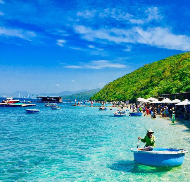 Tour Nha Trang 2N2Đ - Ba Đảo - Bãi Tranh - Con Sẻ Tre - Vinwonders - Khách Sạn 4 Sao - NT002. Voucher 2,590,000 VNĐ, Còn 1,690,000 VNĐ, Giảm 35%. Chỉ Có Tại Hotdeal.vn!