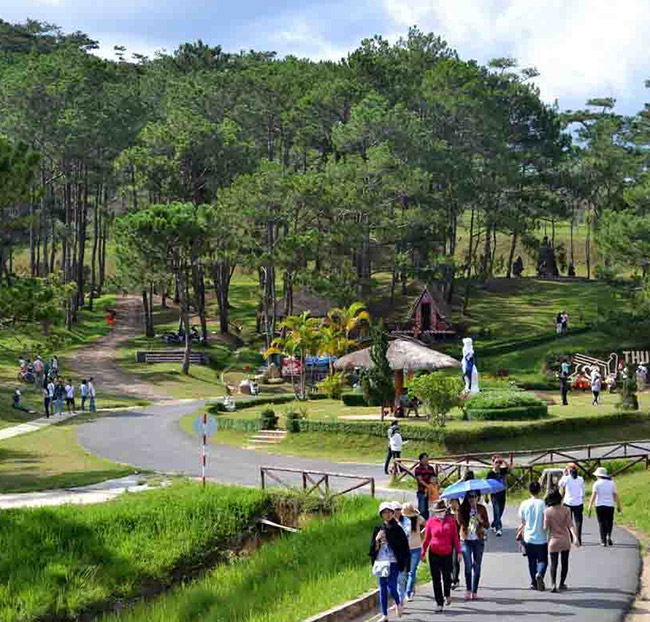 Tour Nam Cát Tiên 2N1Đ - Suối Mơ - Madagui - Về Với Thiên Nhiên - DL011. Voucher 2,990,000 VNĐ, Còn 1,850,000 VNĐ, Giảm 38%. Chỉ Có Tại Hotdeal.vn!