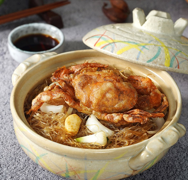 Hệ Thống Hoàng Yến Group - Voucher 200K Ưu Đãi 10% - Trống Cơm - Chảo Cá - Hoàng Yến Cuisine. Voucher 200,000 VNĐ, Còn 180,000 VNĐ, Giảm 10%. Chỉ Có Tại Hotdeal.vn!
