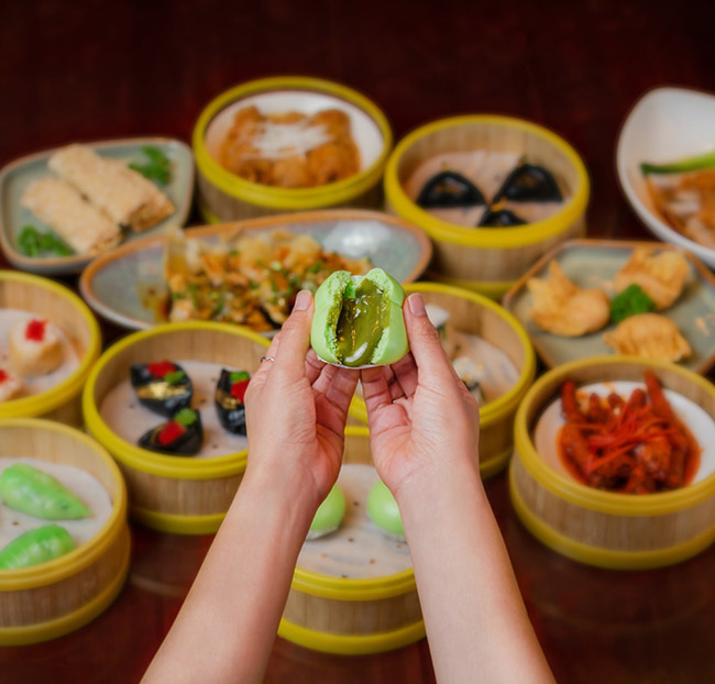 Renaissance Riverside - Buffet Dimsum 36 Món Hương Vị Bậc Nhất Sài Gòn. Voucher 963,900 VNĐ, Còn 675,000 VNĐ, Giảm 30%. Chỉ Có Tại Hotdeal.vn!