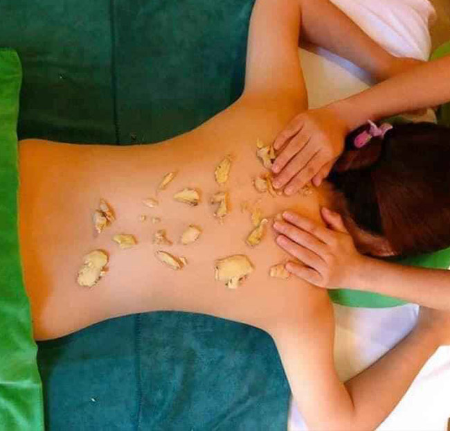 Golden Moon Spa - Massage Đông Y, Xóa Đi Nhức Mỏi Cổ Vai Gáy/ Body. Voucher 350,000 VNĐ, Còn 89,000 VNĐ, Giảm 75%. Chỉ Có Tại Hotdeal.vn!