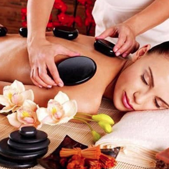 Golden Moon Spa - Massage Đông Y, Xóa Đi Nhức Mỏi Cổ Vai Gáy/ Body. Voucher 350,000 VNĐ, Còn 89,000 VNĐ, Giảm 75%. Chỉ Có Tại Hotdeal.vn!
