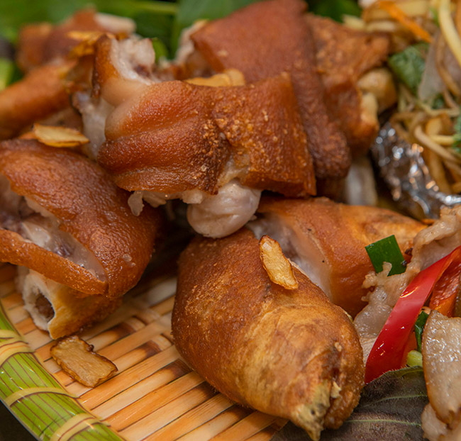 Thảo Nguyên Xanh - Set Lợn Mẹt/ Lẩu Hơi Cho 4 Người. Voucher 560,000 VNĐ, Còn 480,000 VNĐ, Giảm 14%. Chỉ Có Tại Hotdeal.vn!