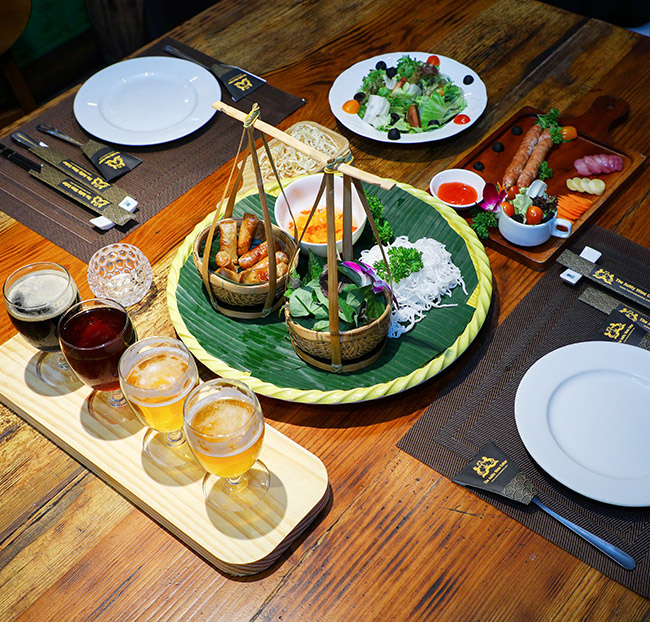 Hầm Rượu Aum Wincellar - Set Menu Craft Beer/ Rượu Vang Cho 2 Người