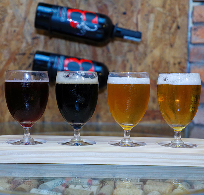 Hầm Rượu Aum Wincellar - Set Menu Craft Beer/ Rượu Vang Cho 2 Người
