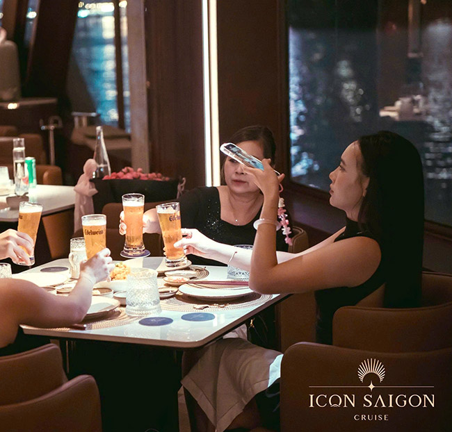 ICON Saigon Cruise - Set Menu Ăn Tối, Ngắm Cảnh Trên Du Thuyền 5 Sao. Voucher 1,500,000 VNĐ, Còn 1,125,000 VNĐ, Giảm 25%. Chỉ Có Tại Hotdeal.vn!
