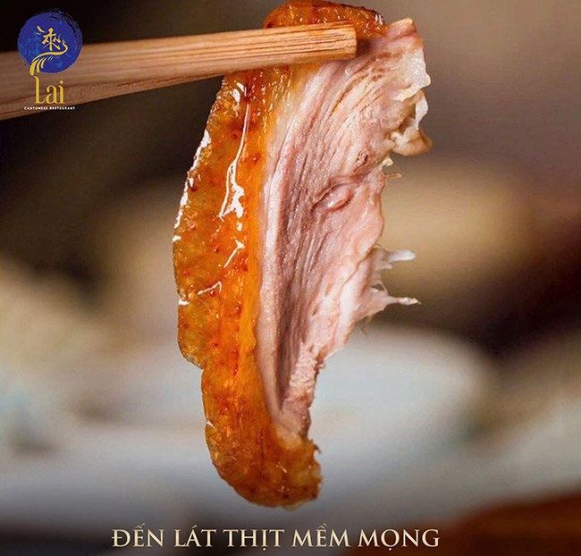 Lai Restaurant Tầng 28 Sedona Suites - Vịt Quay Bắc Kinh 3 Món Cho 4 - 6 Người. Voucher 1,700,000 VNĐ, Còn 1,160,000 VNĐ, Giảm 32%. Chỉ Có Tại Hotdeal.vn!