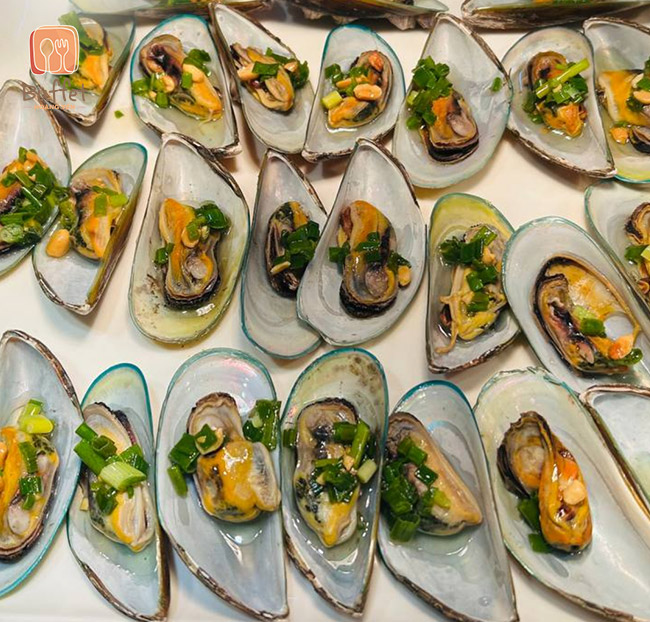 Hoàng Yến Buffet - Ẩm Thực 3 Miền Đặc Sắc. Voucher 380,000 VNĐ, Còn 342,000 VNĐ, Giảm 10%. Chỉ Có Tại Hotdeal.vn!
