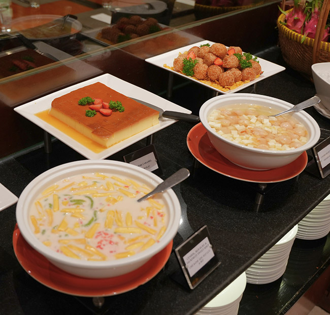 Saigon Prince - International Buffet Trưa Hơn 50 Món Á Âu. Voucher 453,600 VNĐ, Còn 386,000 VNĐ, Giảm 15%. Chỉ Có Tại Hotdeal.vn!
