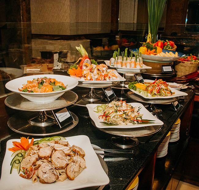 Saigon Prince - International Buffet Trưa Hơn 50 Món Á Âu. Voucher 453,600 VNĐ, Còn 386,000 VNĐ, Giảm 15%. Chỉ Có Tại Hotdeal.vn!