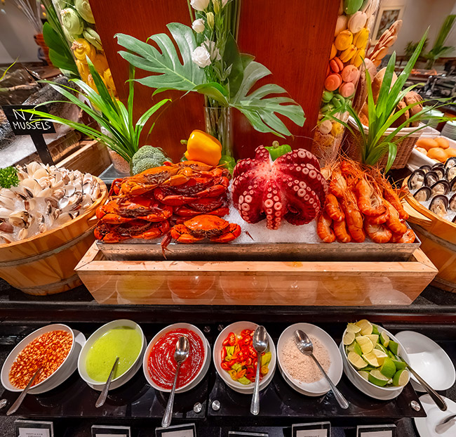 Saigon Prince - Buffet Cua Biển, Hải Sản Không Giới Hạn. Voucher 736,000 VNĐ, Còn 550,000 VNĐ, Giảm 25%. Chỉ Có Tại Hotdeal.vn!