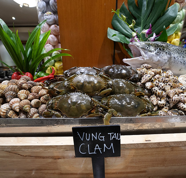 Saigon Prince - Buffet Hải Sản Cao Cấp, Tặng Tôm Hùm. Voucher 792,000 VNĐ, Còn 649,000 VNĐ, Giảm 18%. Chỉ Có Tại Hotdeal.vn!