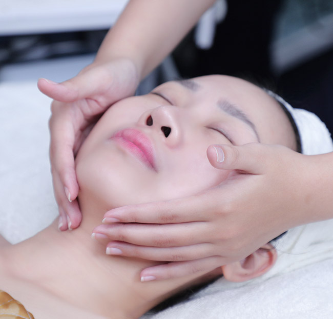 Viện Việt Hàn - Gội Đầu Dưỡng Sinh/ Trị Mụn/ Thắp Sáng Da. Voucher 600,000 VNĐ, Còn 139,000 VNĐ, Giảm 77%. Chỉ Có Tại Hotdeal.vn!