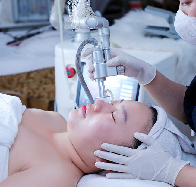 Viện Việt Hàn - Trị Nám Hiệu Quả - Tặng Sản Phẩm Điều Trị. Voucher 3,500,000 VNĐ, Còn 299,000 VNĐ, Giảm 91%. Chỉ Có Tại Hotdeal.vn!