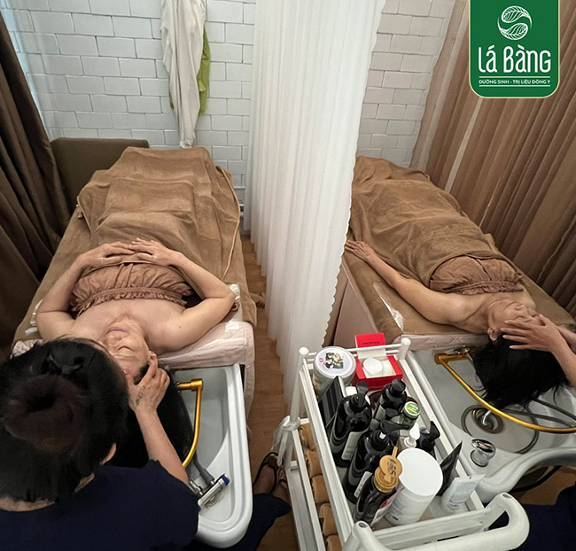Dưỡng Sinh - Đông Y Lá Bàng - Gội Đầu Dưỡng Sinh + Massage Cổ Vai Gáy. Voucher 149,000 VNĐ, Còn 89,000 VNĐ, Giảm 40%. Chỉ Có Tại Hotdeal.vn!