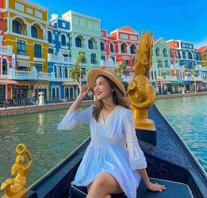 Tour Phú Quốc 3N2Đ - Grand World - Câu Cá - Ngắm San Hô - Bay TPHCM. Voucher 5,900,000 VNĐ, Còn 3,990,000 VNĐ, Giảm 32%. Chỉ Có Tại Hotdeal.vn!