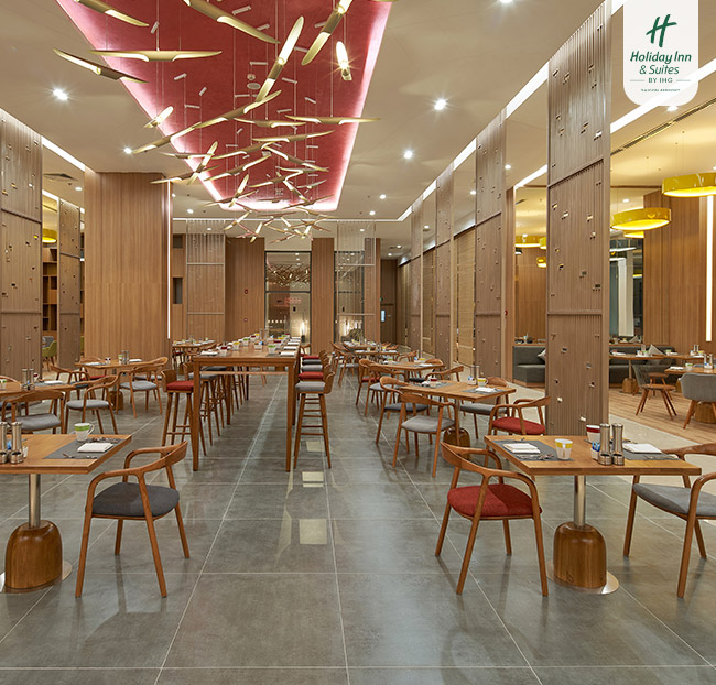 Holiday Inn & Suites - Đại Tiệc Buffet Hải Sản Tôm Hùm 5 Sao. Voucher 793,086 VNĐ, Còn 635,000 VNĐ, Giảm 20%. Chỉ Có Tại Hotdeal.vn!