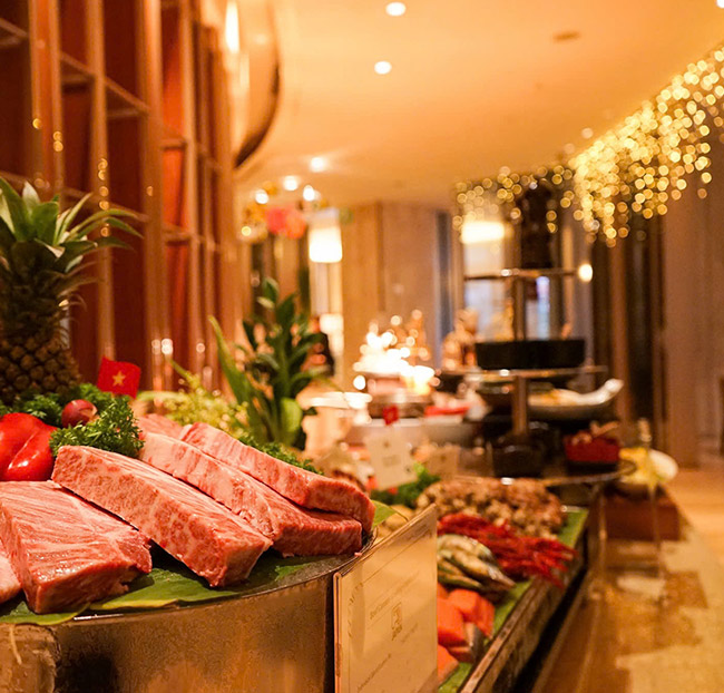 Hotel Nikko Saigon - Buffet Hải Sản Tôm Hùm Cao Cấp + Rượu Vang