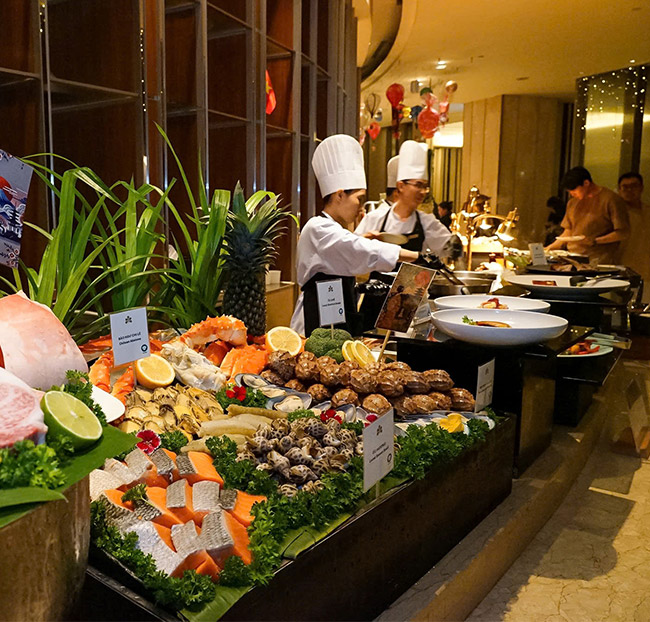 Hotel Nikko Saigon - Buffet Hải Sản Tôm Hùm Cao Cấp + Rượu Vang