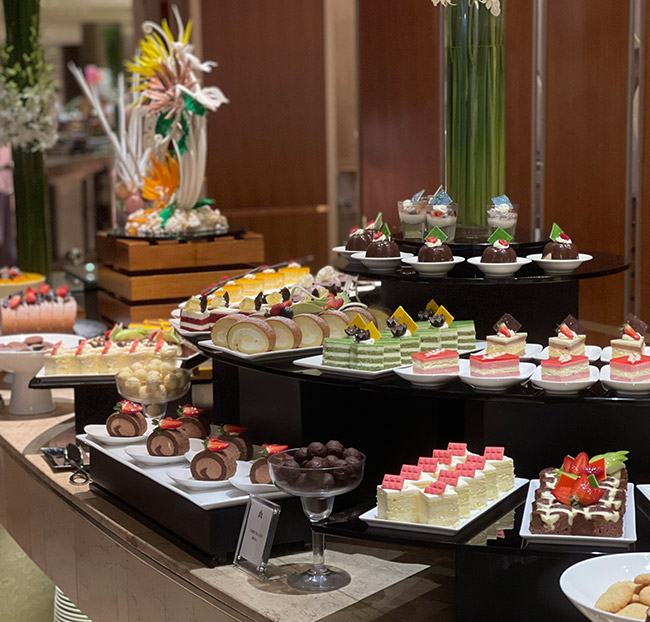 Hotel Nikko Saigon - Buffet Hải Sản Tôm Hùm Cao Cấp + Rượu Vang