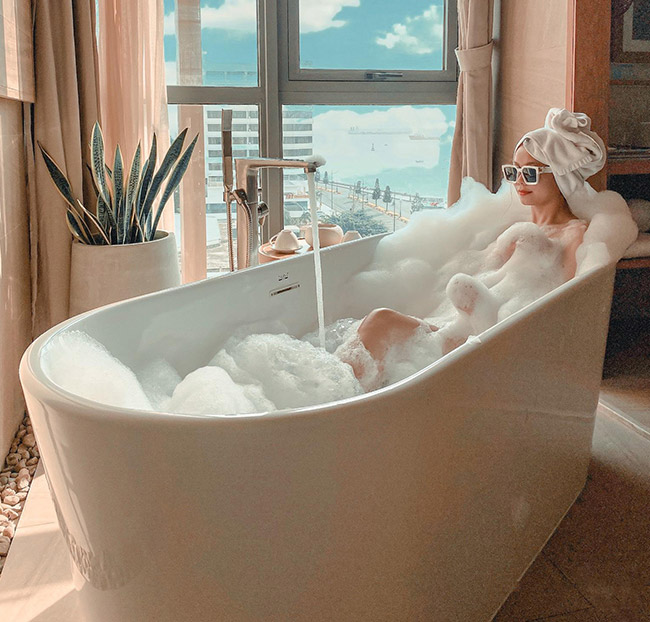 Fusion Suite Vũng Tàu 4* - 2N1Đ Phòng Suite City View - 2 Khách. Voucher 5,890,000 VNĐ, Còn 2,290,000 VNĐ, Giảm 61%. Chỉ Có Tại Hotdeal.vn!