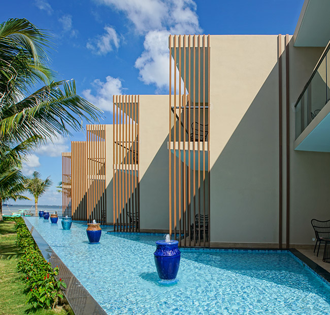 Marina Bay Resort Vũng Tàu 5* - P. Deluxe 2N1Đ + Ăn Sáng - 2 Khách. Voucher 9,890,000 VNĐ, Còn 2,250,000 VNĐ, Giảm 77%. Chỉ Có Tại Hotdeal.vn!