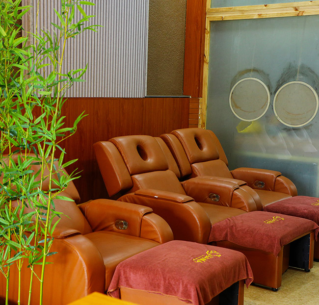 Sama Spa - Massage Body + Ngâm Chân/ Gội Đầu Dưỡng Sinh/ Trị Mụn. Voucher 250,000 VNĐ, Còn 99,000 VNĐ, Giảm 60%. Chỉ Có Tại Hotdeal.vn!