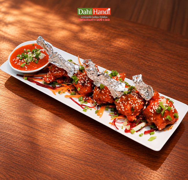 Dahi Handi Indian Restaurant - Set Menu Cao Cấp Cho 2 Người. Voucher 679,000 VNĐ, Còn 529,000 VNĐ, Giảm 22%. Chỉ Có Tại Hotdeal.vn!