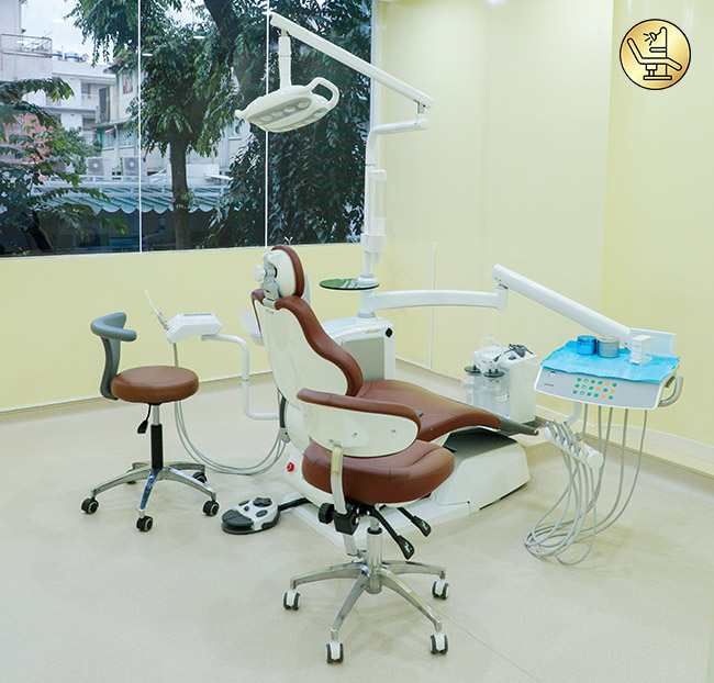 Nha Khoa QT Emis - Cạo Vôi/ Điều Trị Nha Chu/ Nhổ/ Trám Răng. Voucher 500,000 VNĐ, Còn 129,000 VNĐ, Giảm 74%. Chỉ Có Tại Hotdeal.vn!