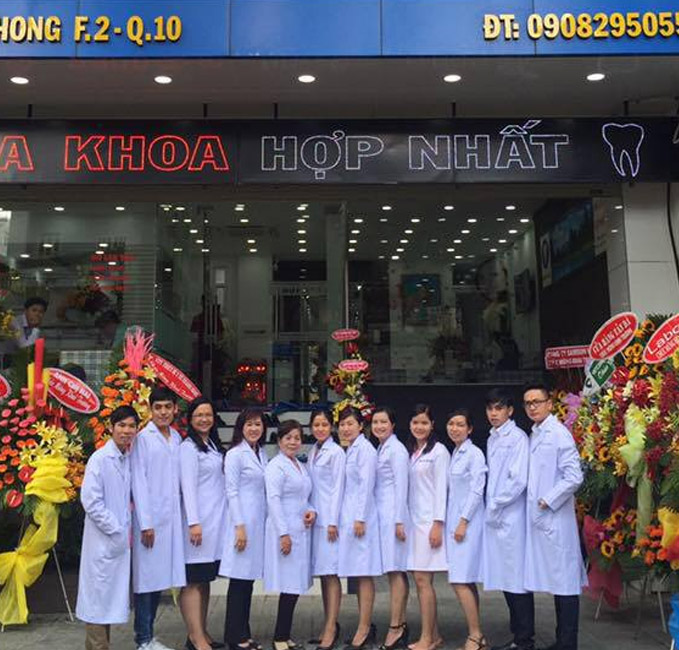 Nha Khoa Hợp Nhất - Áp Dụng Tất Cả Các Dịch Vụ. Voucher 300,000 VNĐ, Còn 90,000 VNĐ, Giảm 70%. Chỉ Có Tại Hotdeal.vn!