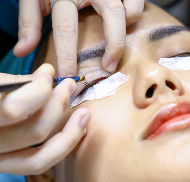 Spa Lucky Star - Uốn Mi 3D Phủ Đen Keratin/ Nối Mi Hàn Quốc. Voucher 350,000 VNĐ, Còn 149,000 VNĐ, Giảm 57%. Chỉ Có Tại Hotdeal.vn!