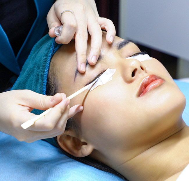 Spa Lucky Star - Uốn Mi 3D Phủ Đen Keratin/ Nối Mi Hàn Quốc. Voucher 350,000 VNĐ, Còn 149,000 VNĐ, Giảm 57%. Chỉ Có Tại Hotdeal.vn!