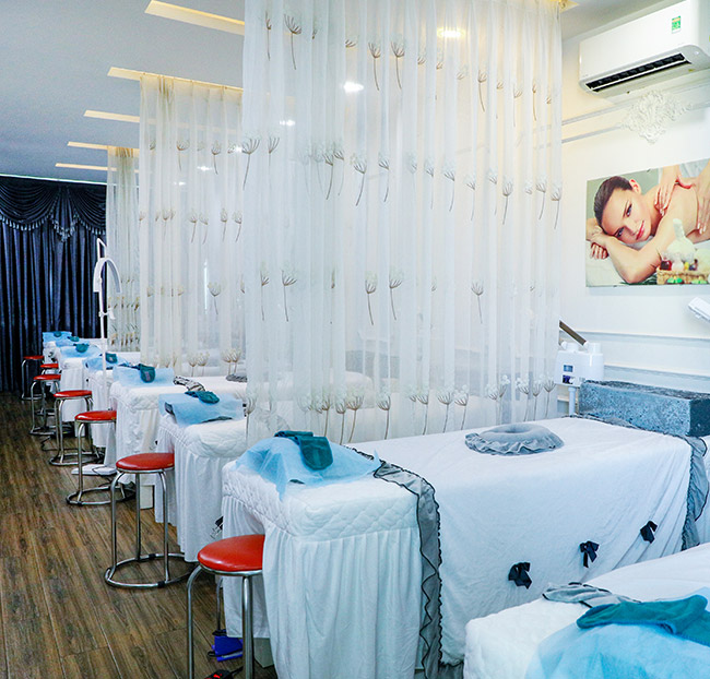 Spa Lucky Star - Uốn Mi 3D Phủ Đen Keratin/ Nối Mi Hàn Quốc. Voucher 350,000 VNĐ, Còn 149,000 VNĐ, Giảm 57%. Chỉ Có Tại Hotdeal.vn!