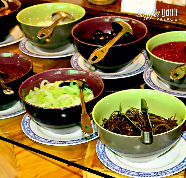 Buffet Gánh Palace Nguyễn Huệ - Ẩm Thực 3 Miền - Trưa Cả Tuần. Voucher 299,000 VNĐ, Còn 259,000 VNĐ, Giảm 13%. Chỉ Có Tại Hotdeal.vn!