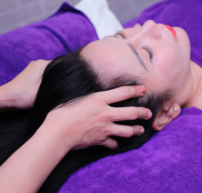 Lotus Spa Massage - Trọn Gói Massage Body/Foot Chuyên Sâu. Voucher 700,000 VNĐ, Còn 299,000 VNĐ, Giảm 57%. Chỉ Có Tại Hotdeal.vn!